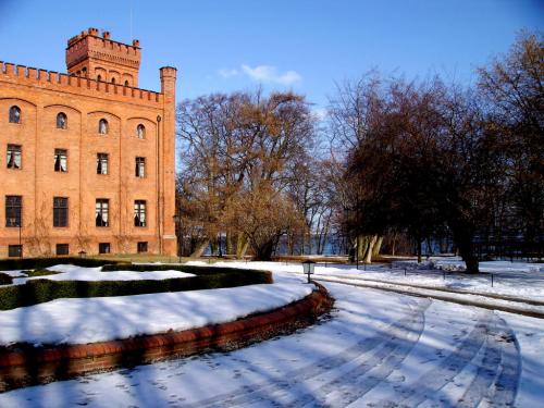 Rzucewo, zamek i zatoka Rzucewo, zamek i zatoka